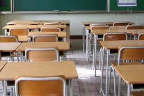 M5S, Cammarano: “Scuole spopolate e classi accorpate, diritto allo studio negato in Cilento”