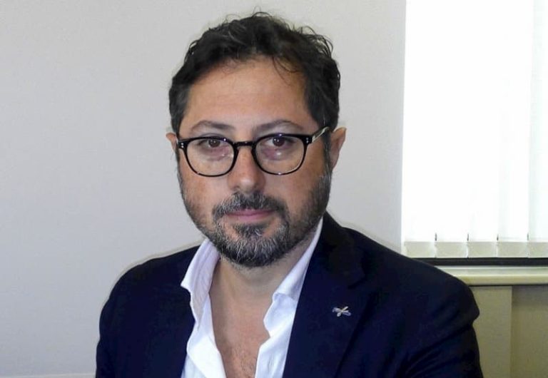 Sui social post celebrativi per il boss Matteo Messina Denaro morto ieri, Borrelli: “urge introdurre il reato di apologia di mafia e camorra”