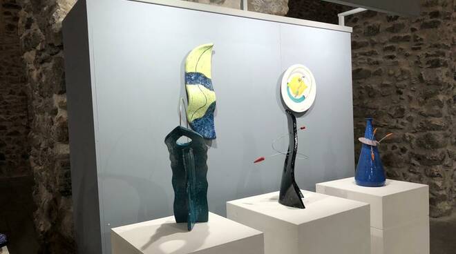 KERAMEIKOS, la mostra all’Antico Arsenale di Amalfi curata da Massimo Bignardi